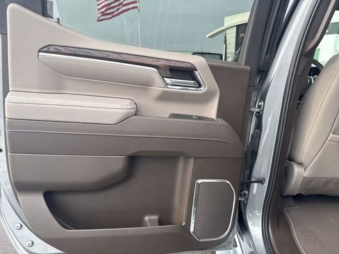 Used 2025 GMC Sierra 1500 SLT image 29