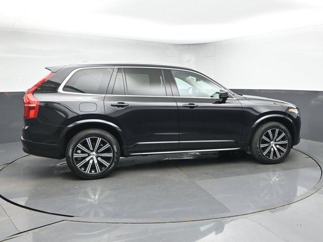 Used 2023 Volvo XC90 B6 Core w/ Protection Package Premier AWD/4WD image 9