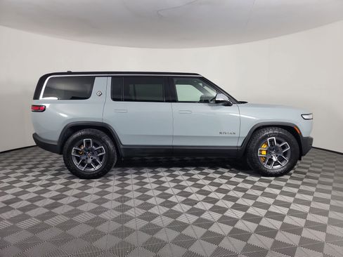 Used 2023 Rivian R1S Adventure image 6