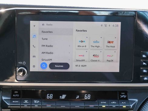 Used 2025 Toyota Camry SE FWD image 16