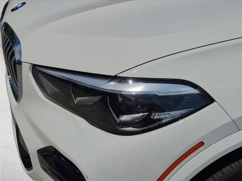 Used 2023 BMW X5 sDrive40i w/ M Sport Package RWD image 13