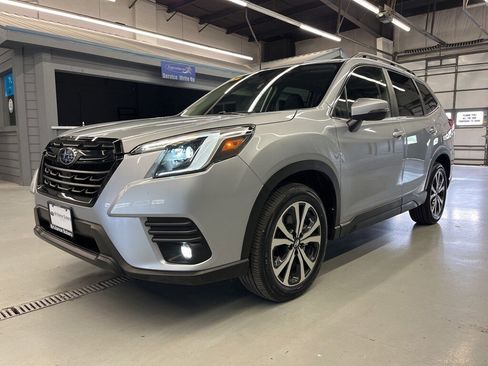 Certified 2024 Subaru Forester Limited image 3