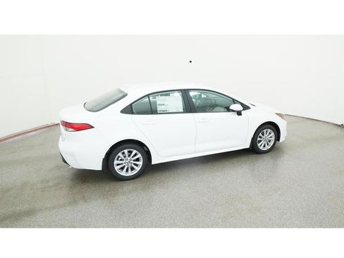 New 2026 Toyota Corolla LE FWD image 10