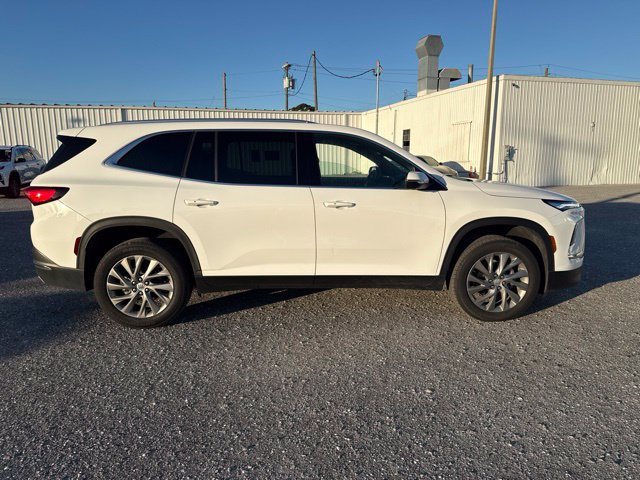 Certified 2026 Buick Enclave Preferred FWD image 2
