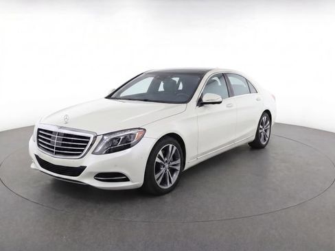 Used 2017 Mercedes-Benz S 550 4MATIC Sedan image 3