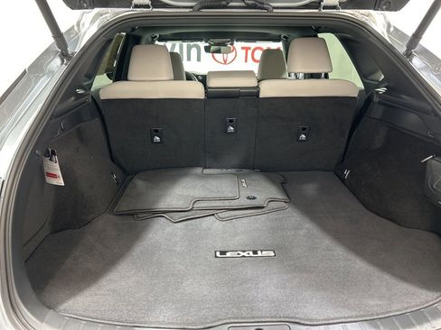 Used 2024 Lexus RX 350h w/ Convenience Package image 19