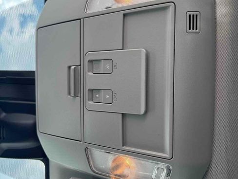 Used 2018 Toyota Tundra Limited image 24