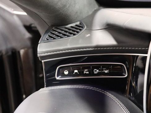 Used 2017 Mercedes-Benz S 550 4MATIC Coupe image 59