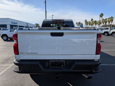 Used 2023 Chevrolet Silverado 2500 W/T w/ WT Convenience Package image 5