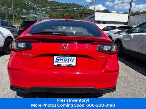 Used 2025 Honda Civic Sport image 7