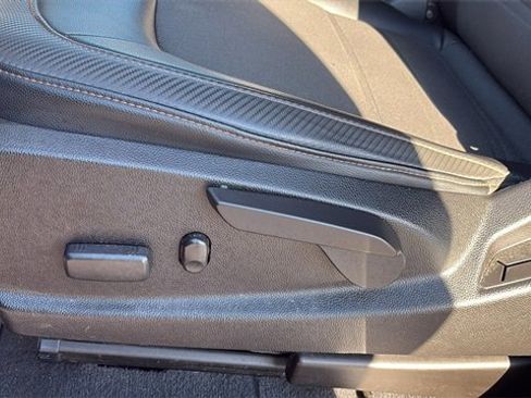 Used 2021 GMC Canyon AT4 image 21