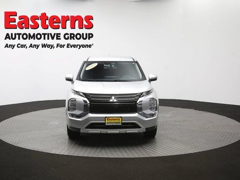 Used 2024 Mitsubishi Outlander SE FWD image 52