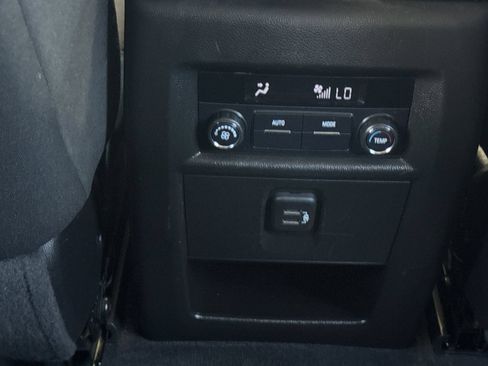 Used 2021 Chevrolet Traverse LS w/ LPO, Floor Liner Package AWD/4WD image 43