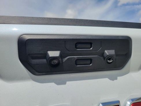 Used 2026 GMC Sierra 1500 Denali AWD/4WD image 6
