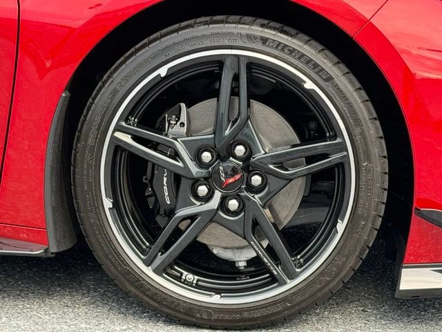 Used 2025 Chevrolet Corvette Stingray Preferred Cpe w/ 2LT RWD image 20