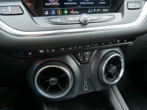 Used 2022 Chevrolet Blazer LT AWD/4WD image 31