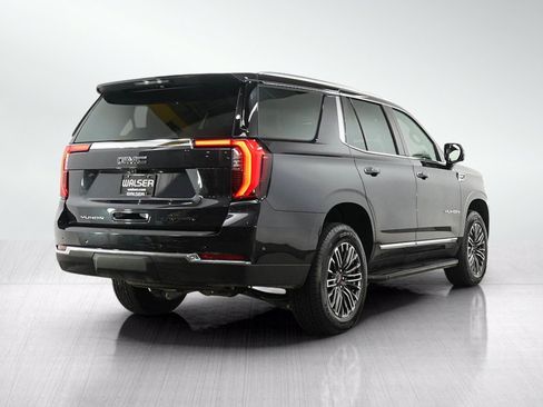 Used 2025 GMC Yukon Elevation AWD/4WD image 5