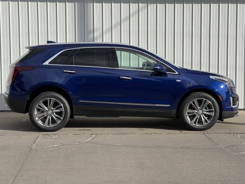 New 2026 Cadillac XT5 Premium Luxury w/ Driver Assist Package image 3