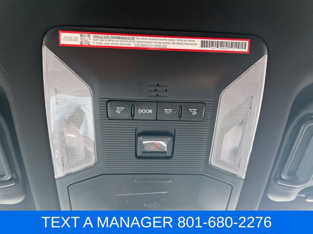 Used 2025 Toyota RAV4 SE AWD/4WD image 32