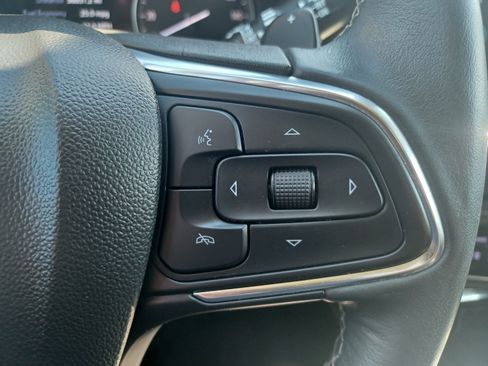 Used 2023 Buick Envision AWD Avenir image 23