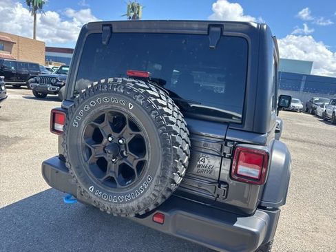 Used 2023 Jeep Wrangler Unlimited w/ Cold Weather Group AWD/4WD image 6