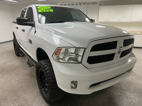 Used 2015 RAM 1500 Express image 3