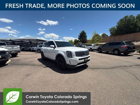 Used 2020 Kia Telluride LX AWD/4WD image 1