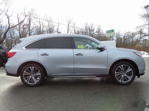 Used 2017 Acura MDX SH-AWD w/ Technology Package image 4