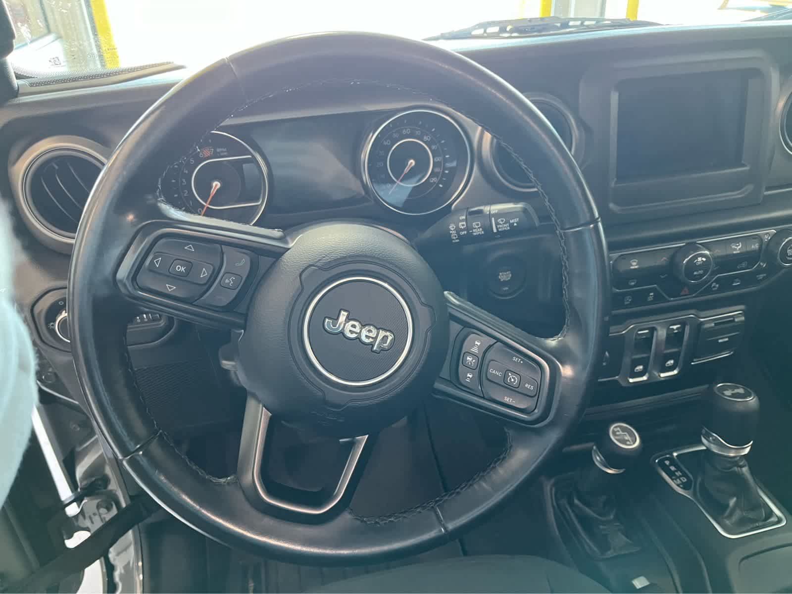 Used 2021 Jeep Wrangler Sport AWD/4WD image 23