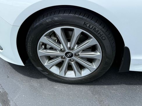 Used 2017 Hyundai Sonata Limited w/ Ultimate Package 04 FWD image 24