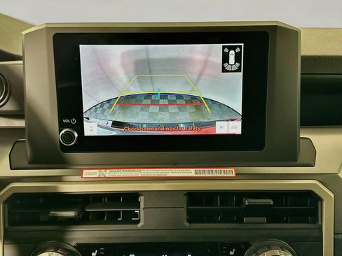Certified 2026 Toyota Tacoma SR5 w/ SR5 Upgrade Package AWD/4WD image 14