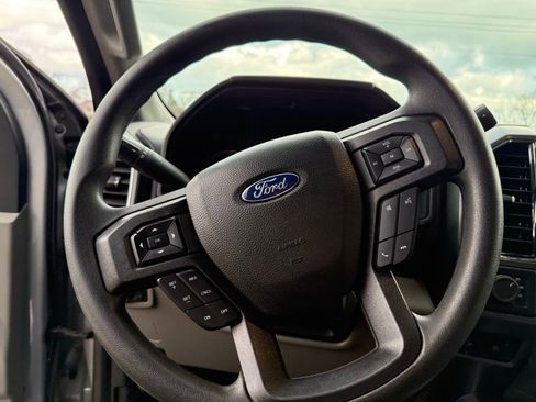 Certified 2021 Ford F250 XLT w/ XLT Premium Package image 25