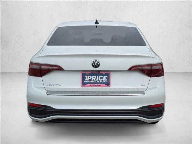 Used 2023 Volkswagen Jetta SE FWD image 7
