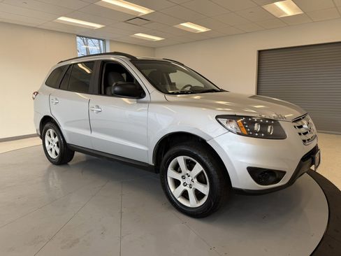 Used 2010 Hyundai Santa Fe GLS image 36