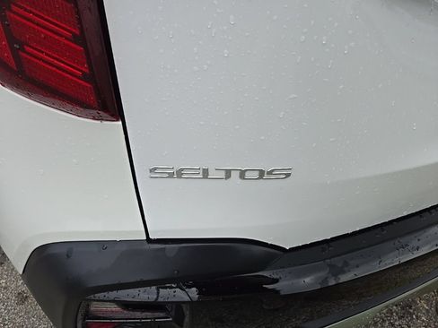 Certified 2024 Kia Seltos S AWD/4WD image 7