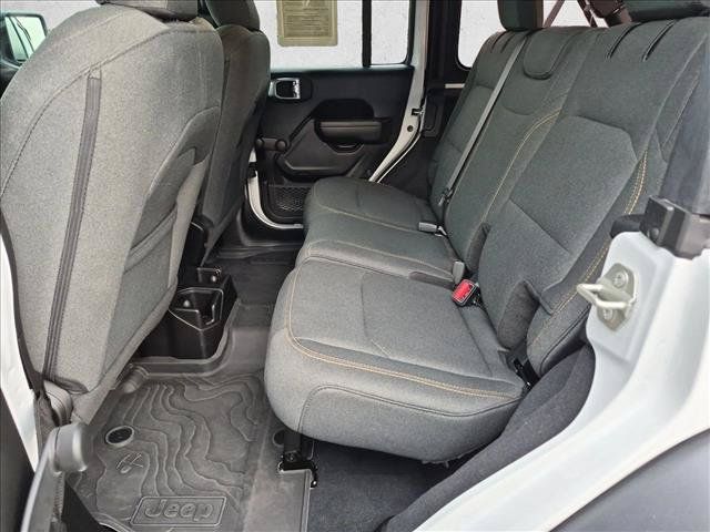 Used 2024 Jeep Wrangler Unlimited Sport AWD/4WD image 18