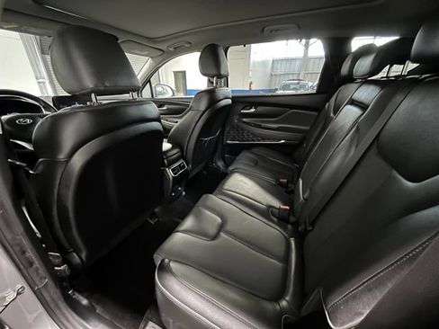 Used 2022 Hyundai Santa Fe SEL w/ Convenience + Premium Package FWD image 16