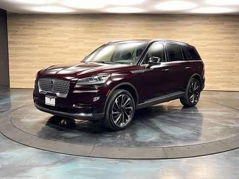Used 2024 Lincoln Aviator Reserve w/ Equipment Group 201A image 6