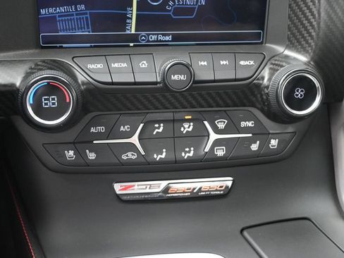 Used 2019 Chevrolet Corvette Z06 RWD image 20