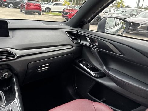 Certified 2022 MAZDA CX-9 Carbon Edition image 16