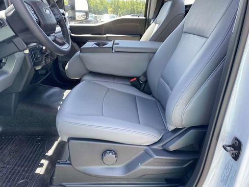 New 2025 Ford F450 XL w/ XL Chrome Package image 10