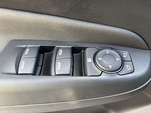 Used 2025 Buick Envista Preferred w/ Convenience I Package FWD image 15