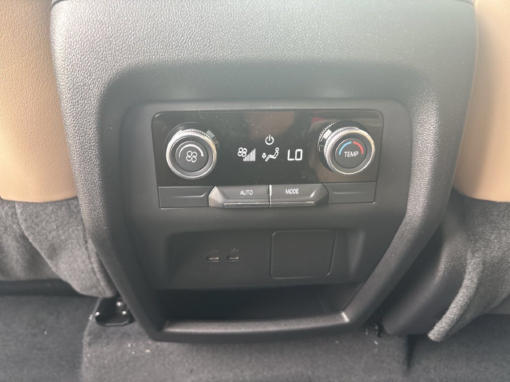 Certified 2025 Buick Enclave Preferred w/ Super Cruise Package FWD image 36