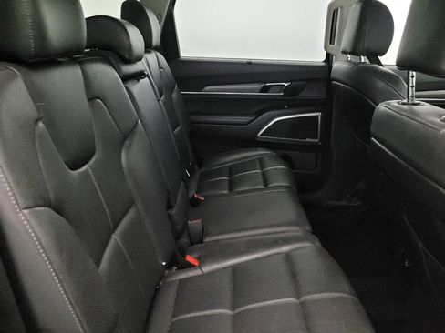 Used 2020 Kia Telluride EX AWD/4WD image 19