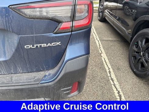 Used 2022 Subaru Outback Premium image 5