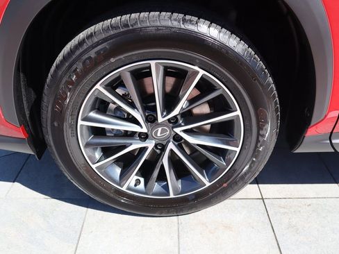 New 2026 Lexus NX 350h FWD image 10