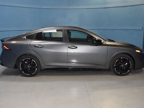 New 2026 Nissan Sentra SR w/ SR Premium Package image 20