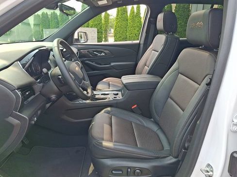 Certified 2024 Chevrolet Traverse High Country AWD/4WD image 15