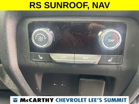 Certified 2024 Chevrolet Traverse RS image 35