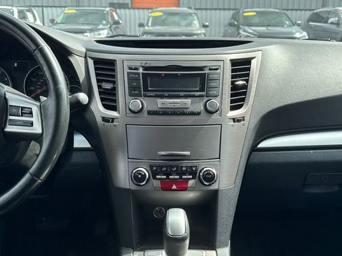 Used 2013 Subaru Legacy 2.5i Premium AWD/4WD image 18